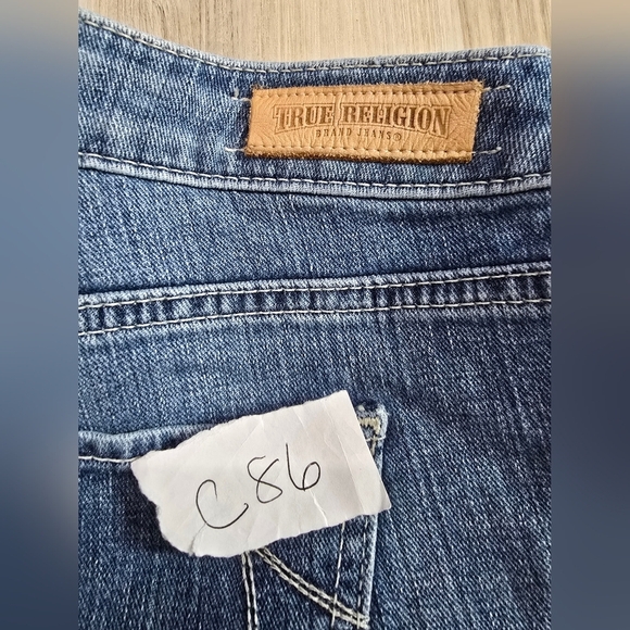 True Religion Cassie Denim Jean Shorts 28 EUC - Picture 6 of 6